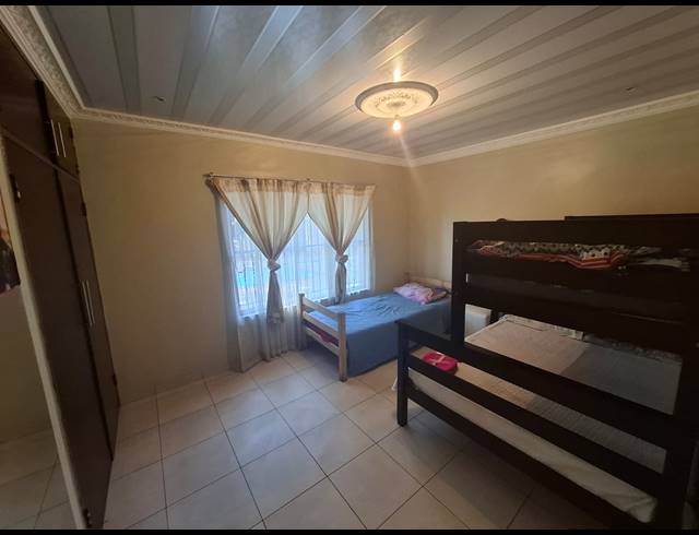 5 BEDROOM HOUSE FOR SALE IN AMANDASIG